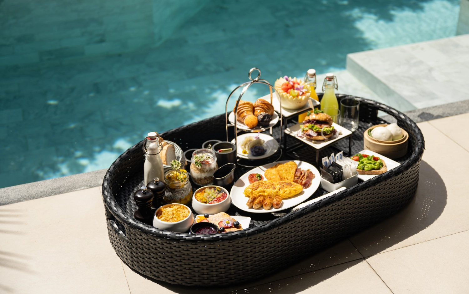 Floating Breakfast